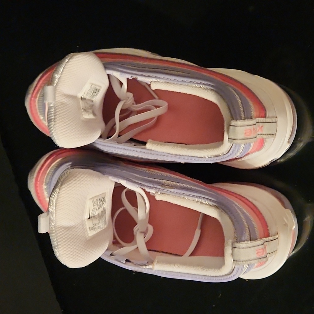 Nike Air Max 97 GS in Coral Chalk White Dust Pink - Picture 5 of 8
